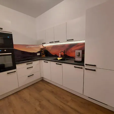 Apartamento Auszeit Steiraland 8 Mit Ueberdachten Balkon Und Parkplatz Leoben (Styria)