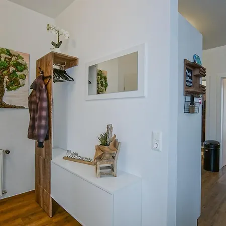 Auszeit Steiraland 8 Mit Ueberdachten Balkon Und Parkplatz レオーベン