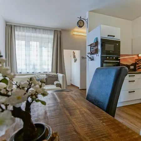 Auszeit Steiraland 8 Mit Ueberdachten Balkon Und Parkplatz *