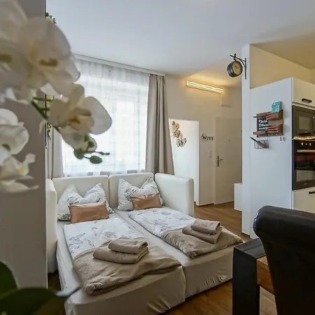 Auszeit Steiraland 8 Mit Ueberdachten Balkon Und Parkplatz Apartment