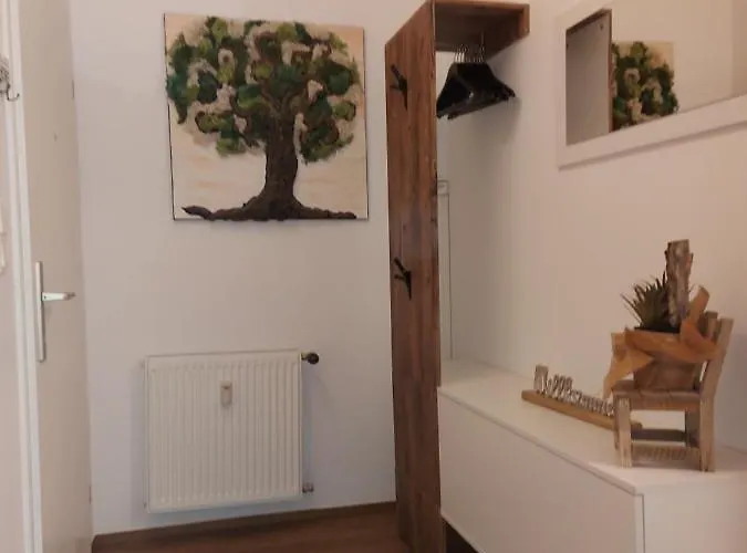 Auszeit Steiraland 8 Mit Ueberdachten Balkon Und Parkplatz 莱奥本