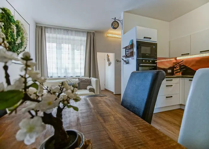 Auszeit Steiraland 8 Mit Ueberdachten Balkon Und Parkplatz *