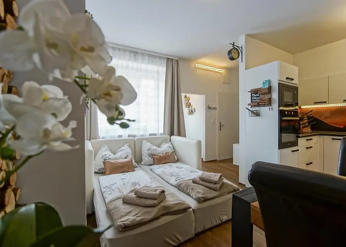 Auszeit Steiraland 8 Mit Ueberdachten Balkon Und Parkplatz 公寓