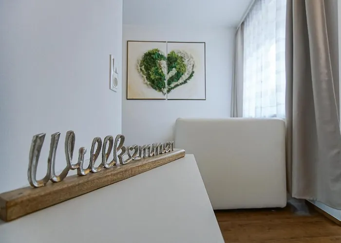 Auszeit Steiraland 8 Mit Ueberdachten Balkon Und Parkplatz * 莱奥本